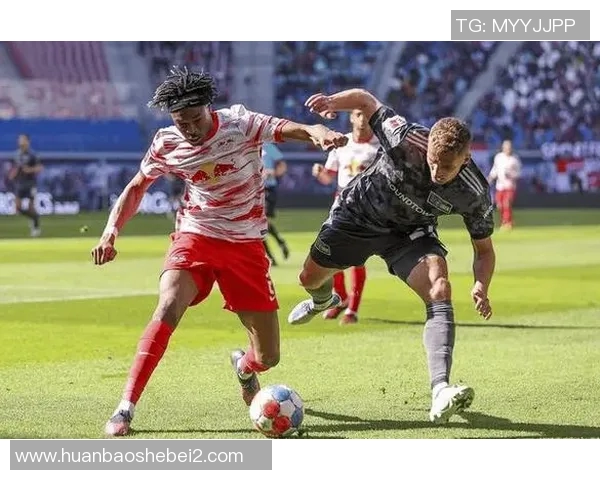 勒沃库森与弗莱堡的激烈对决展现德甲精彩瞬间与战术博弈